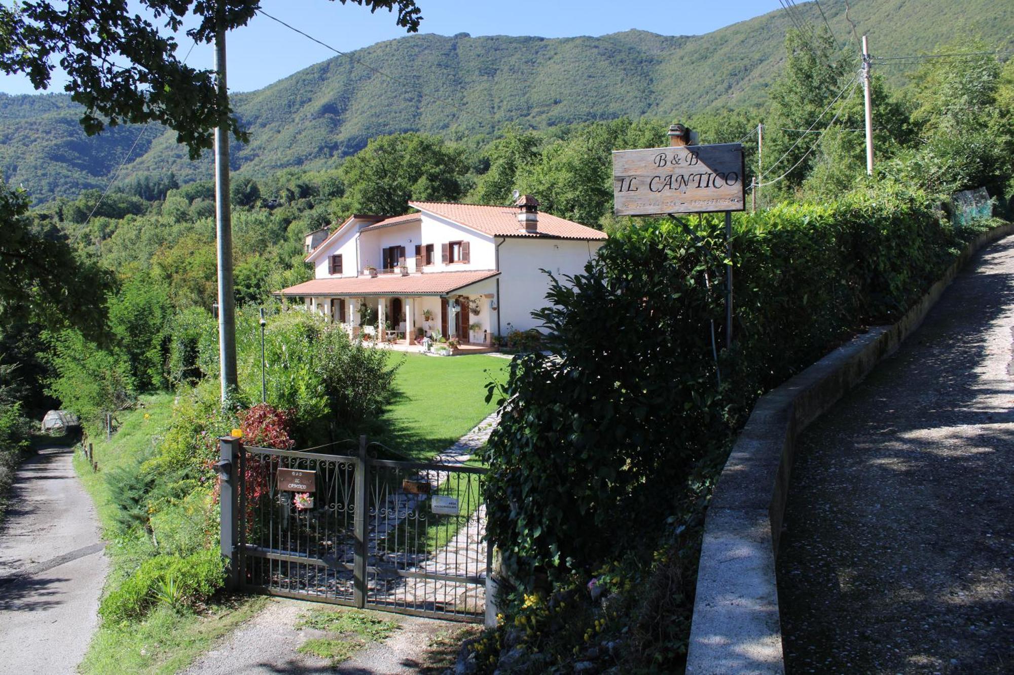 B&B Il Cantico Greccio Εξωτερικό φωτογραφία